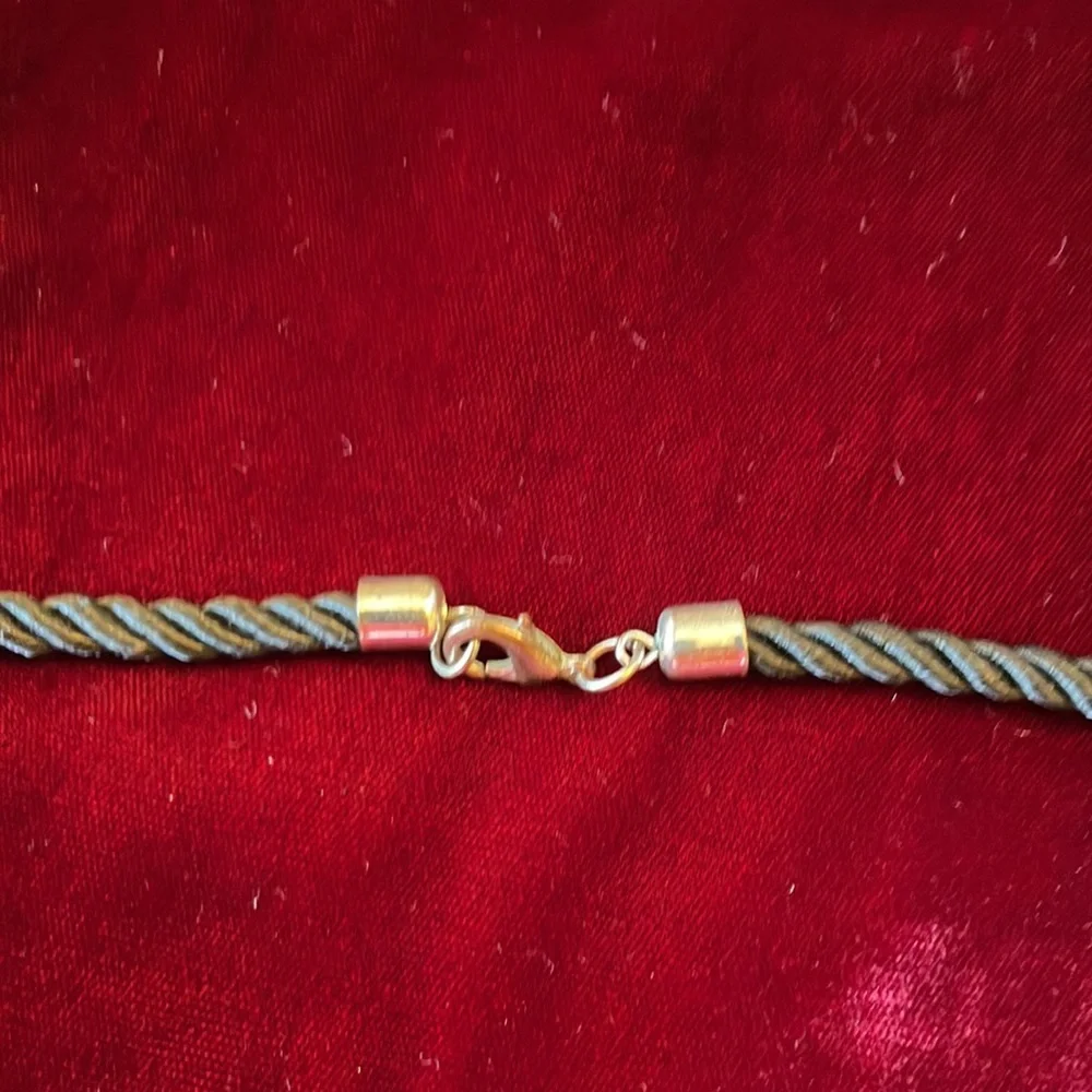 🌺 VINTAGE; New York Chic Belt/Necklace in Black/Silver-tone w/Black Rope Decor! - Picture 6 of 10